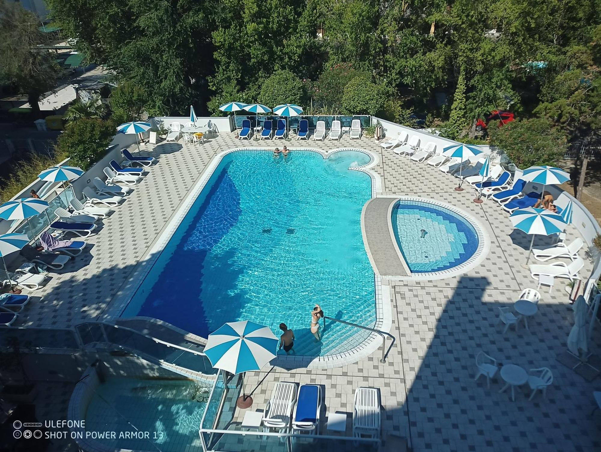 Hotel Firenze Bibione Esterno foto